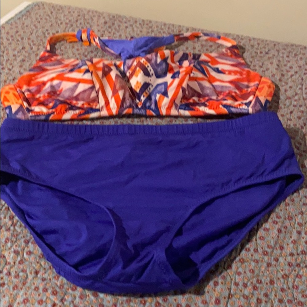 Becca plus size bikini top 1x bottom 0x